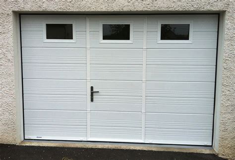 porte garage sectionnelle hublot|Porte de garage sectionnelle rainurée Portillon intégrée avec .